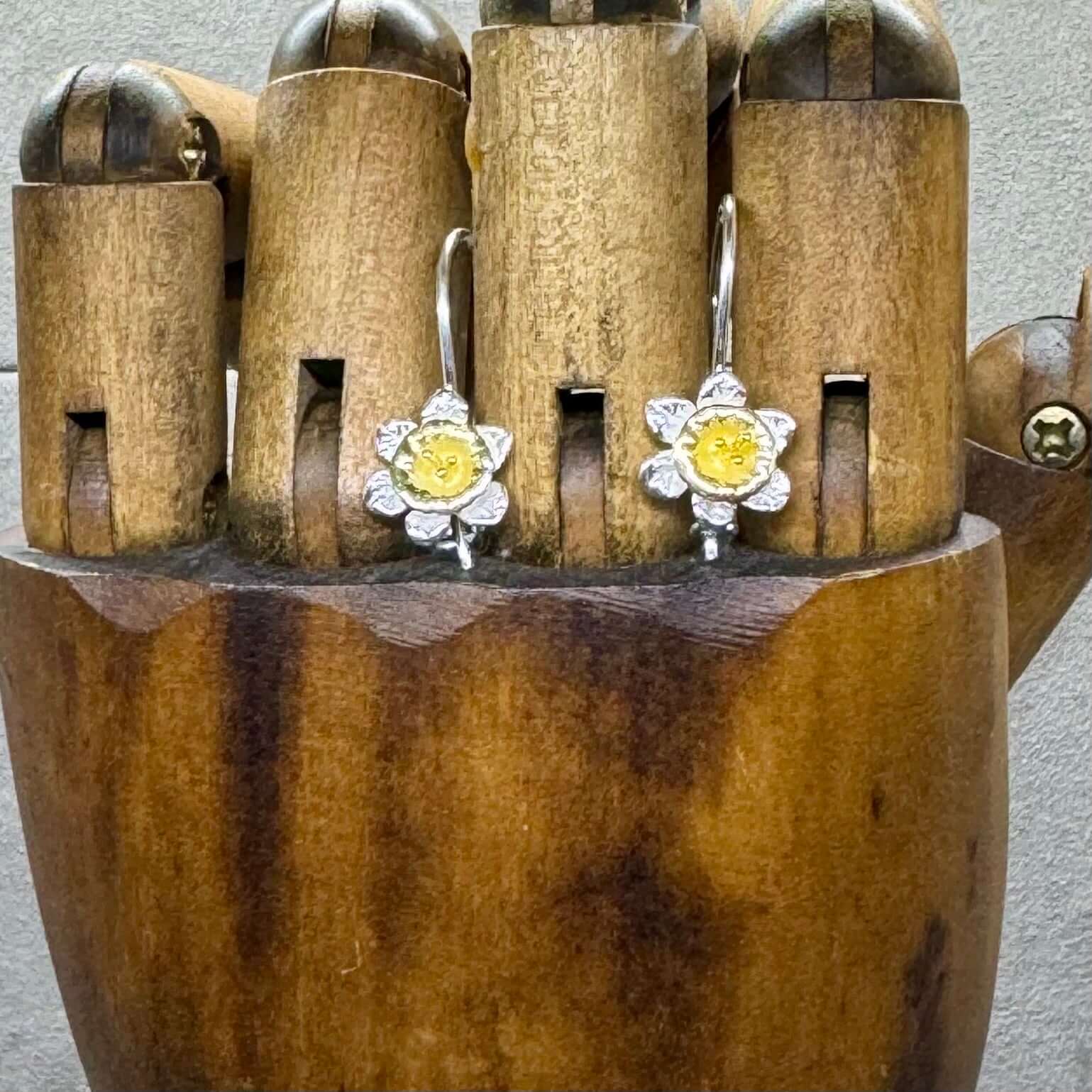 Daffodil Flower Hook Earrings & Pendant Sterling Silver Gift Set - Twelve Silver Trees
