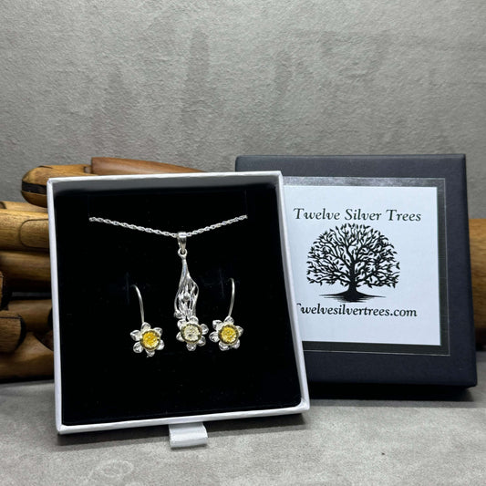 Daffodil Flower Hook Earrings & Pendant Sterling Silver Gift Set - Twelve Silver Trees