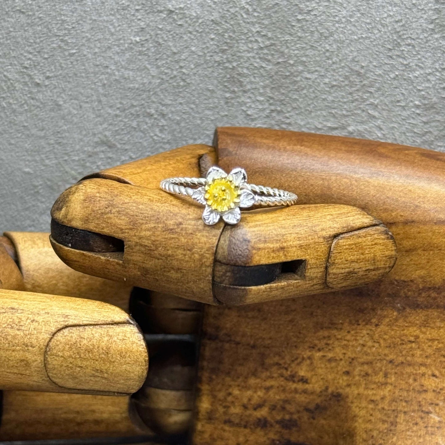 Daffodil Flower Ring In Sterling Silver with 18 Carat Gold - Twelve Silver Trees