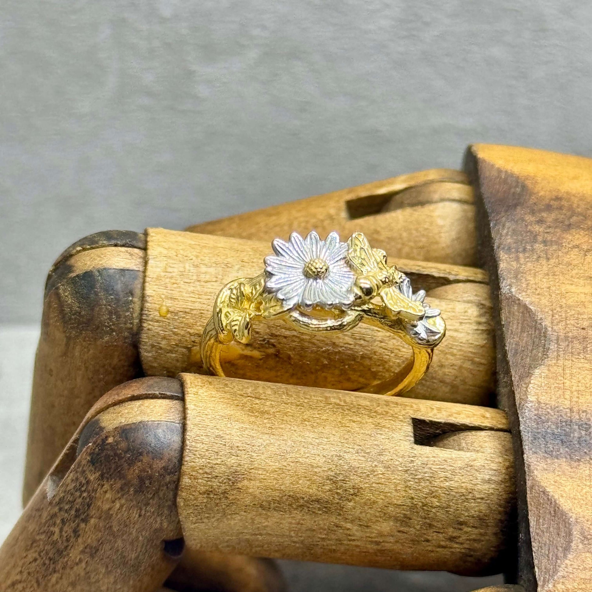 Daisy & Vine Honey Bee Ring In Two Tone Textured Sterling Silver - Twelve Silver Trees