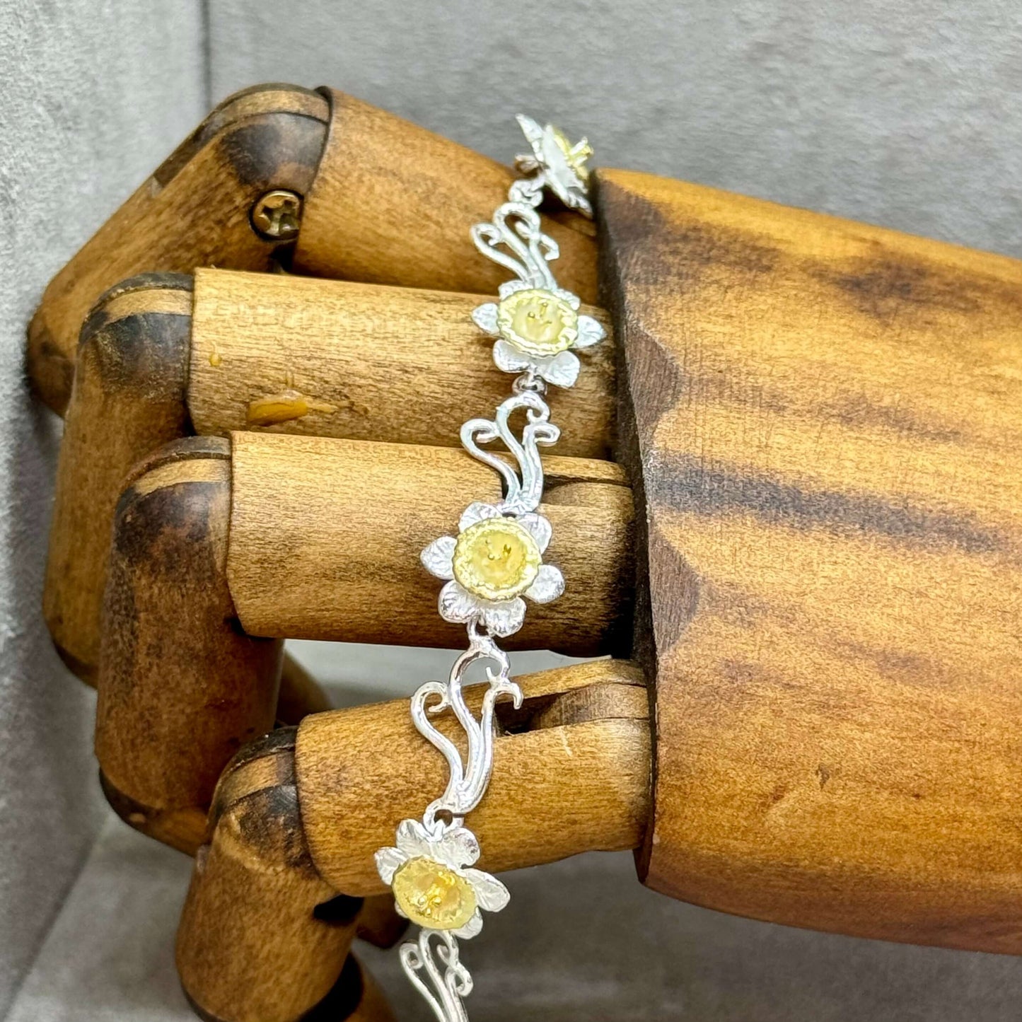 Daffodil Flower Bracelet In Sterling Silver With 14 Carat Gold - Twelve Silver Trees