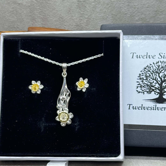 Sterling Silver & 19 Carat Gold Daffodil Flower Stud Earrings and Pendant Gift Set - Twelve Silver Trees Jewellery & Gifts 