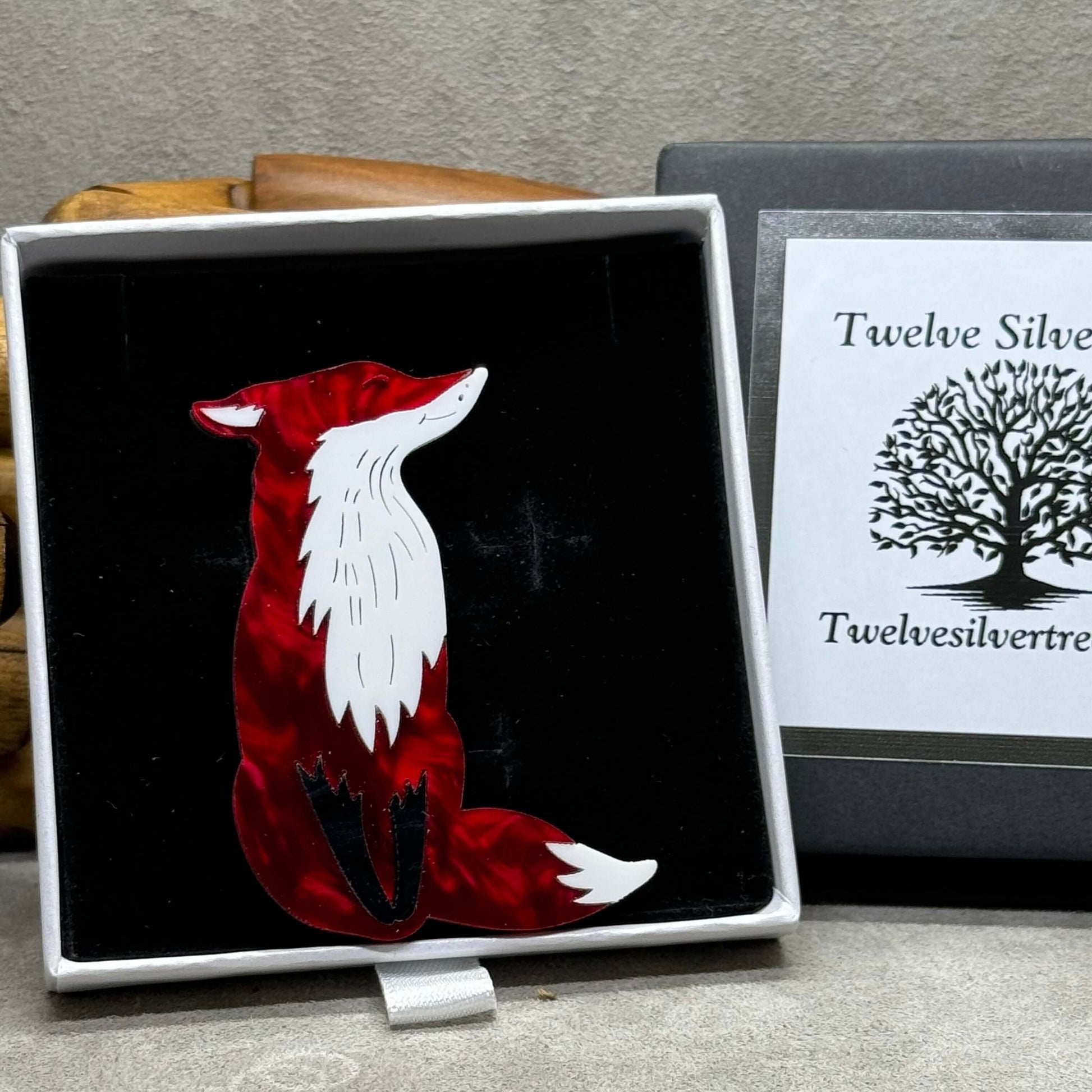 The Elegant Fox - Acrylic Art Brooch - Twelve Silver Trees