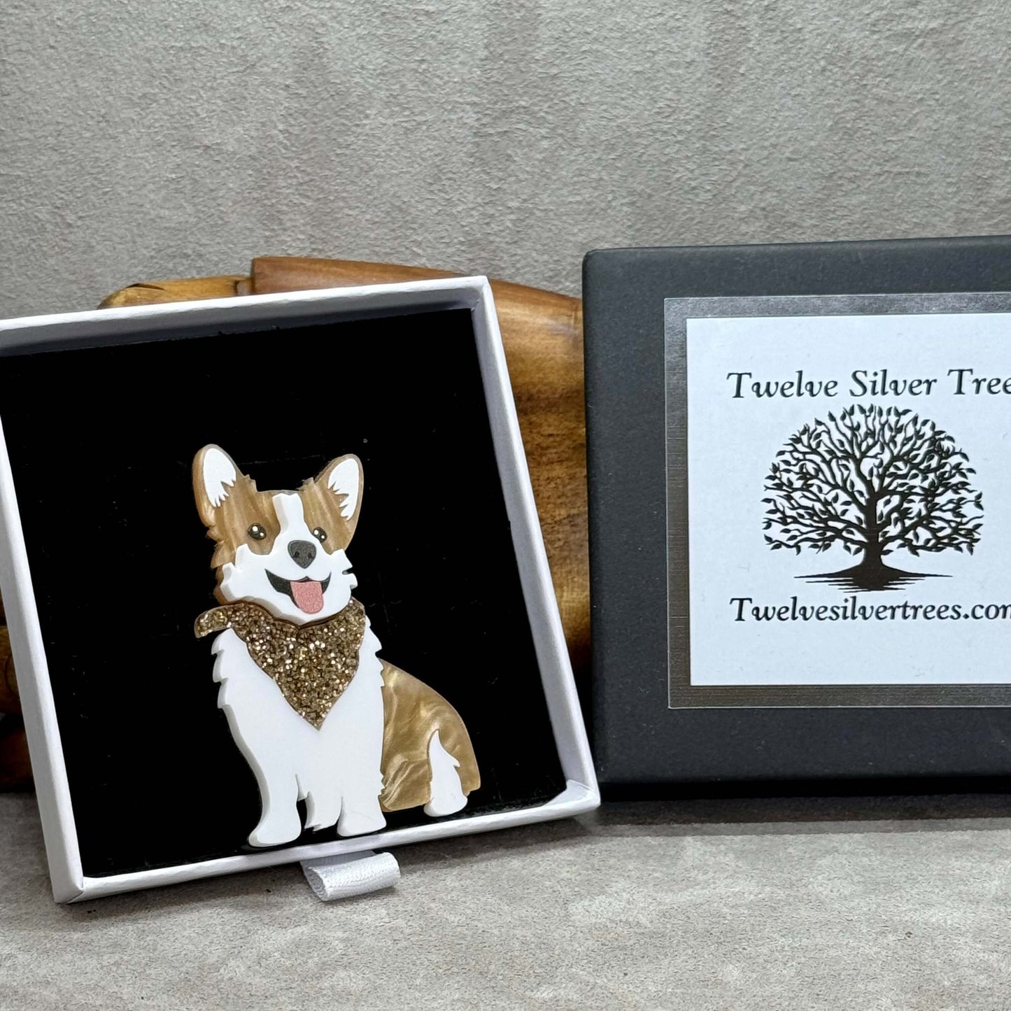 The Corgi - Acrylic Art Dog Brooch - Twelve Silver Trees