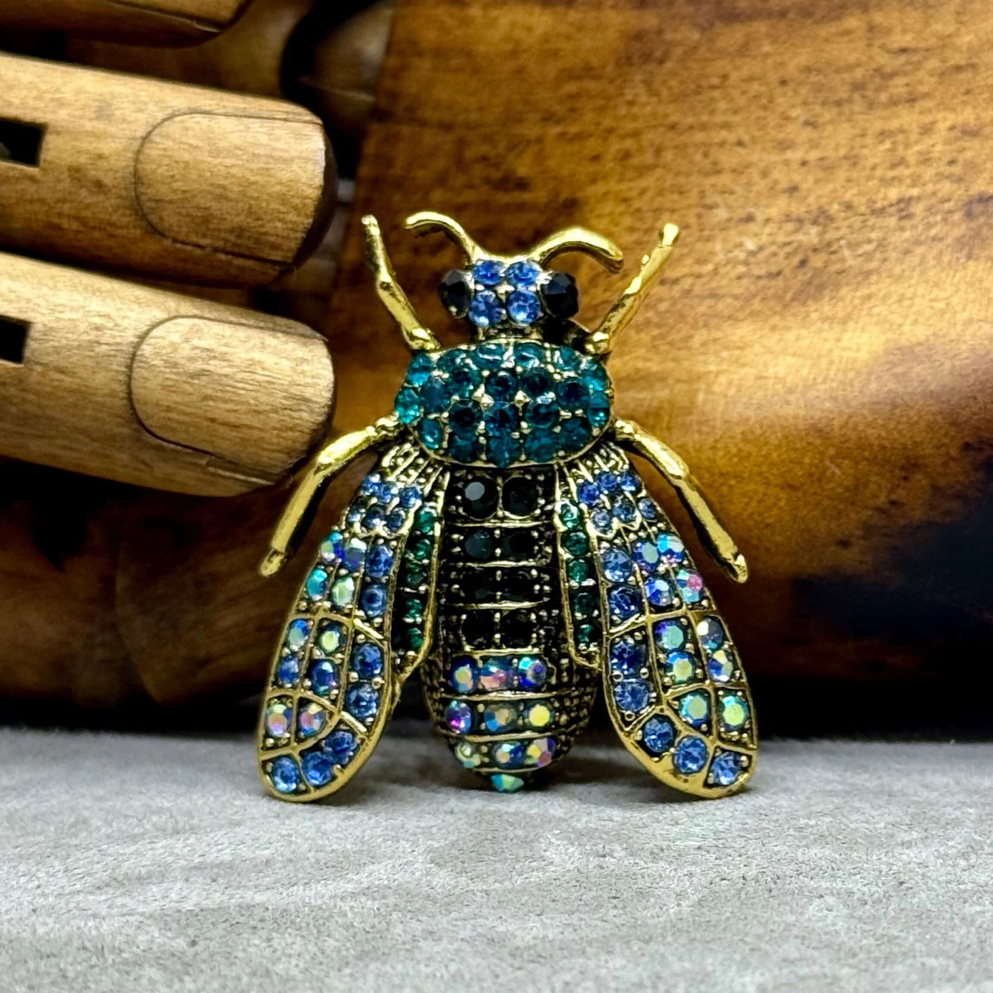 Victorian Inspired Large Fly Brooch - Twelve Silver Trees