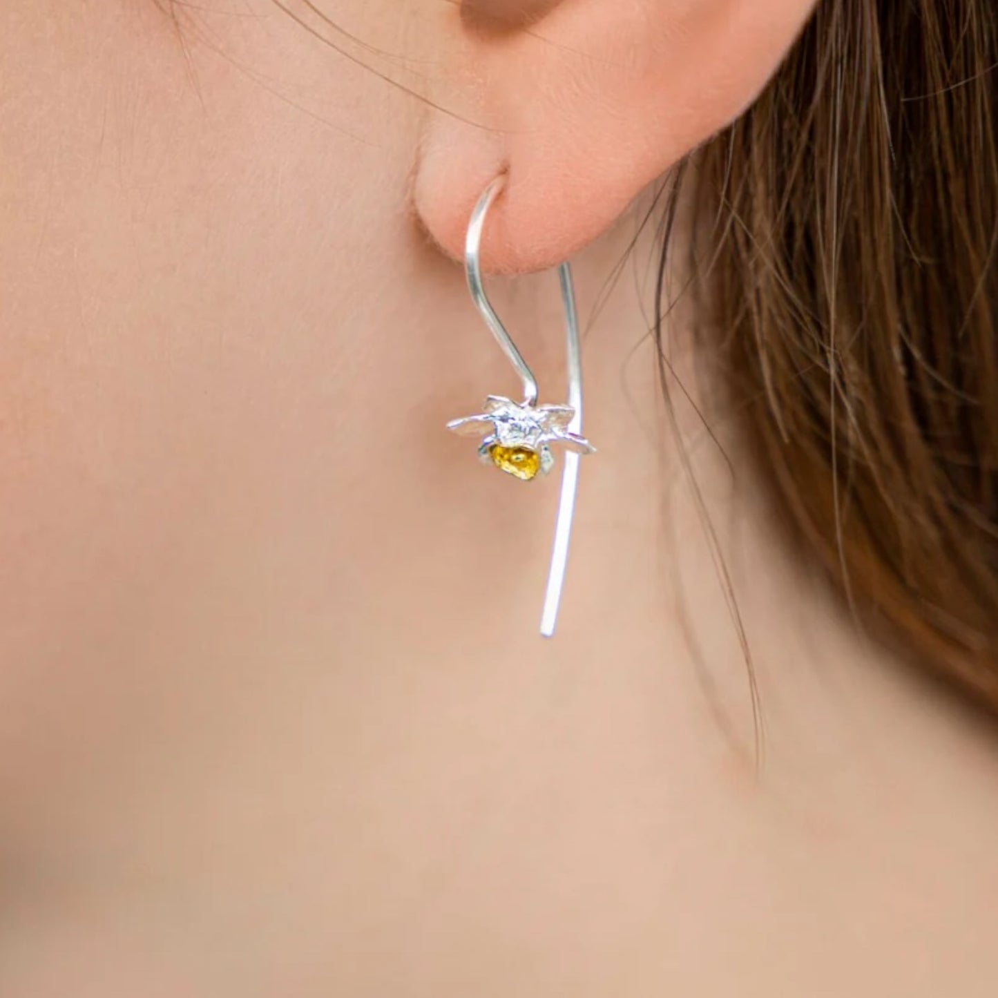 Daffodil Flower Earrings in Sterling Silver & 18 Carat Gold - Twelve Silver Trees