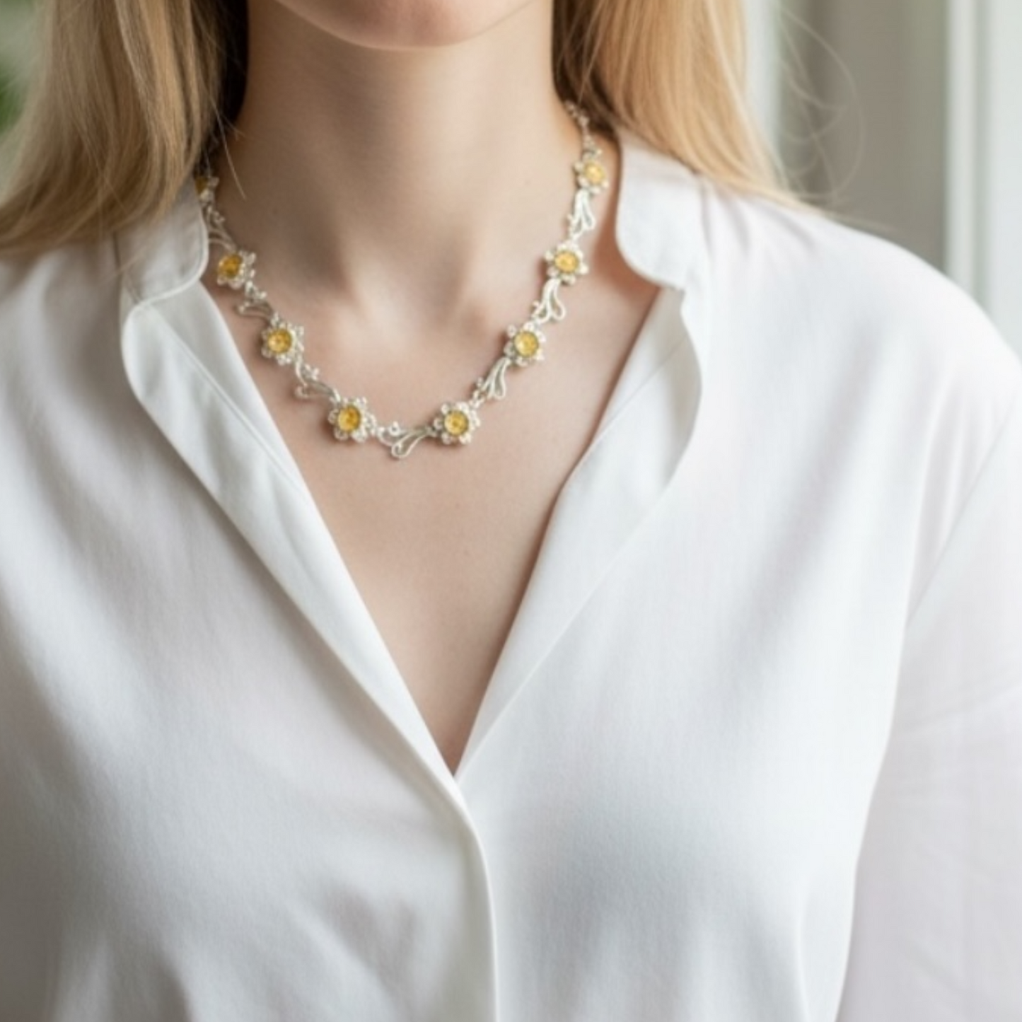 Daffodil Flower Link Necklace in Sterling Silver & Gold - Twelve Silver Trees