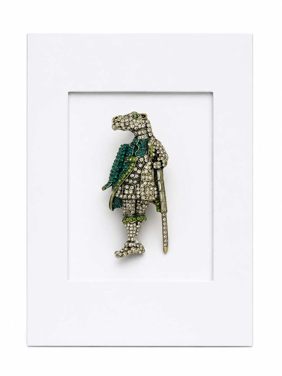 Keepsake brooch card featuring a medieval inspired knight brooch with crystal detailing on a white display card