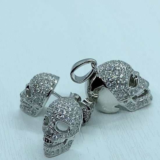 Fine Zirconia Sterling Silver Crystal Skull Pendant - Twelve Silver Trees