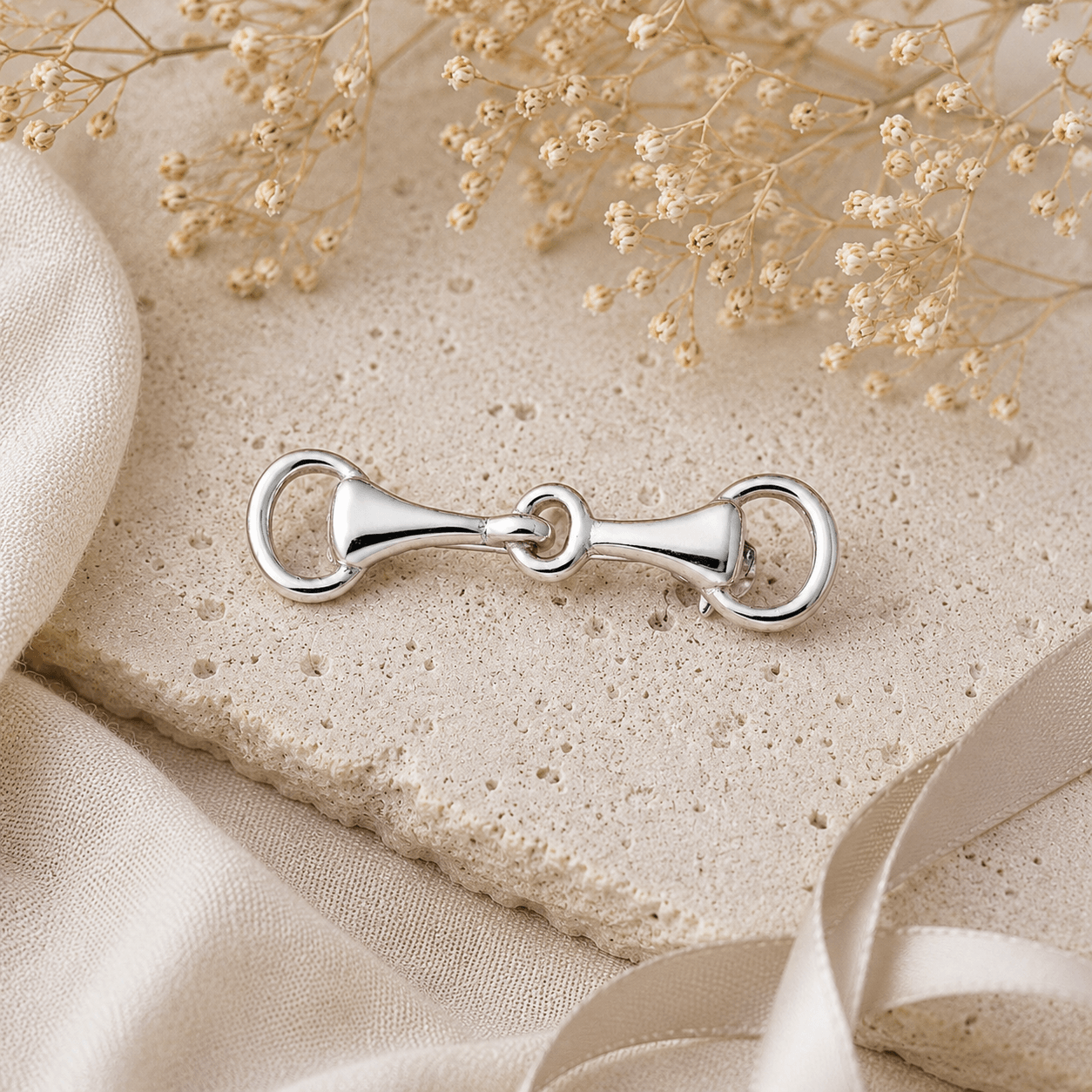 Sterling Silver Snaffle Bit Brooch - Twelve Silver Trees