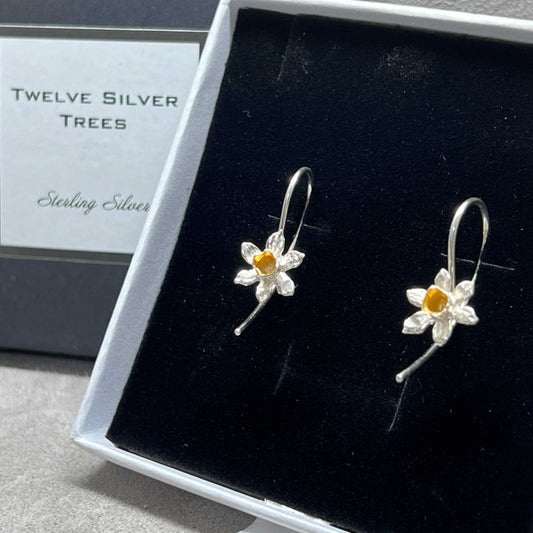 Daffodil Flower Earrings in Sterling Silver & 18 Carat Gold - Twelve Silver Trees