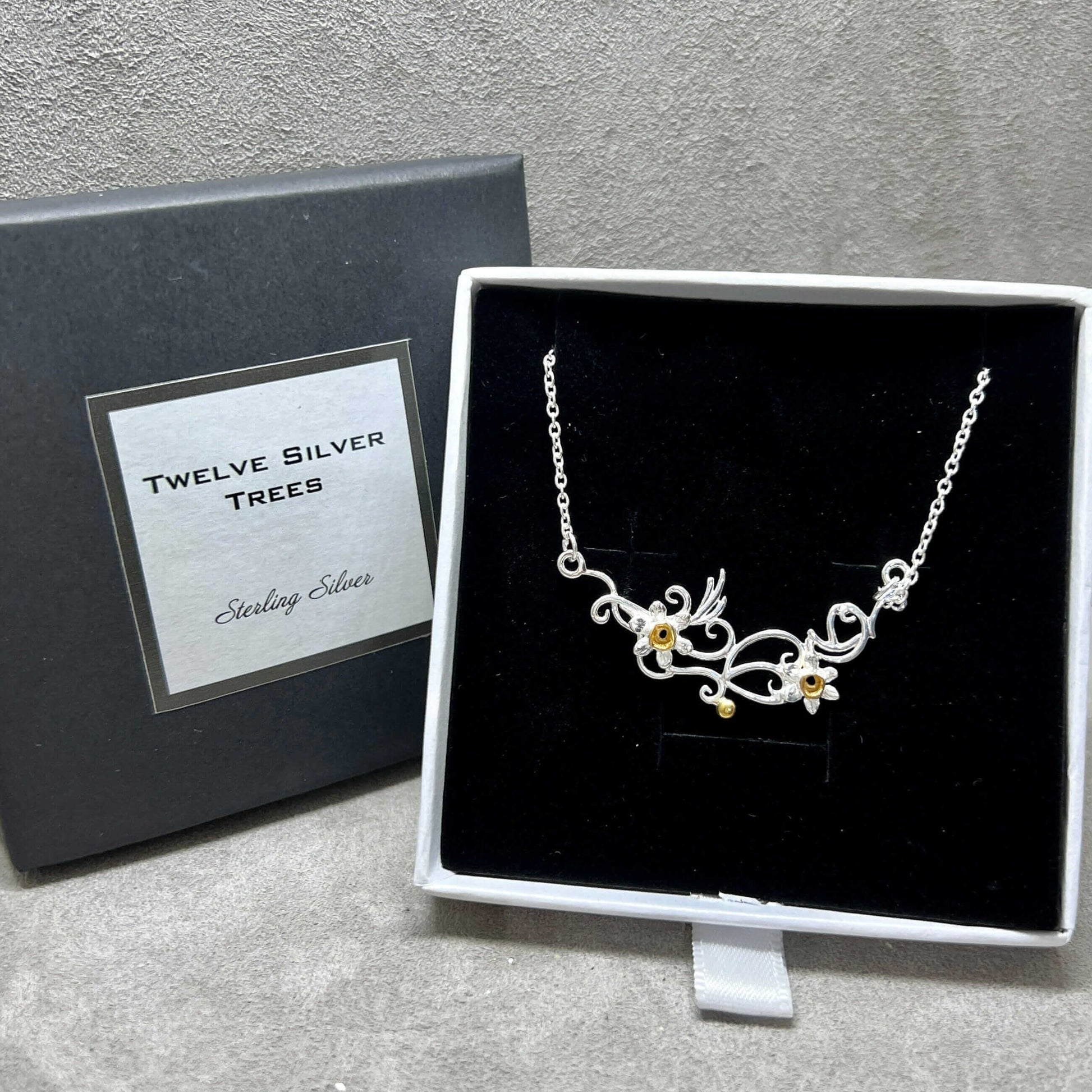 Daffodil Flower Necklace in Sterling Silver & 18 Carat Gold - Twelve Silver Trees