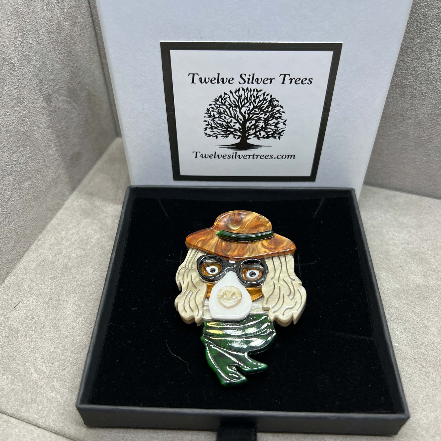 Handmade Acrylic Art Brooch - Spaniel With Hat - Twelve Silver Trees